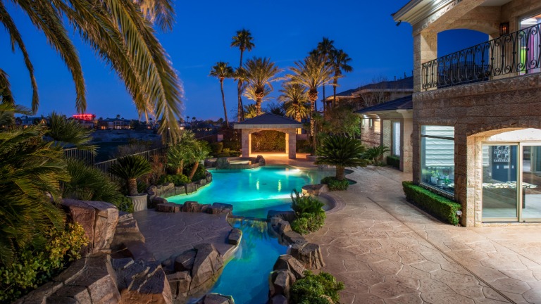 Red Rock Country Club Zar Zanganeh Luxe Estates & Lifestyles